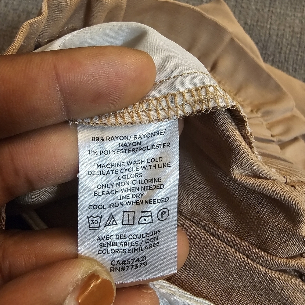 Ann Taylor Light Brown Tan High Rise Relaxed Minimalist Casual Shorts Large - Picture 5 of 8